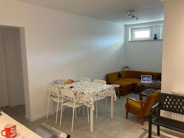 Guest House Ustka Bagian luar foto